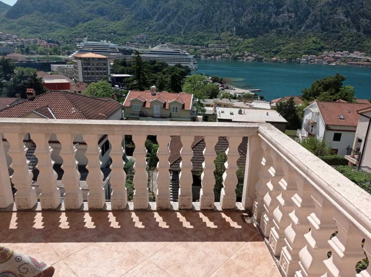 Apartment Ivan Cattaro Esterno foto